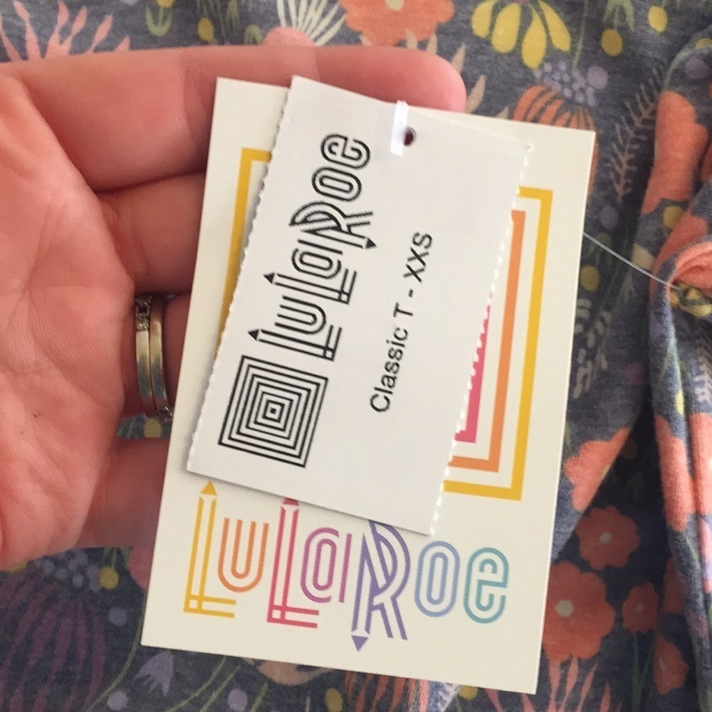 XXS LuLaRoe Classic T Shirt A01 1660 - Picture 4 of 5